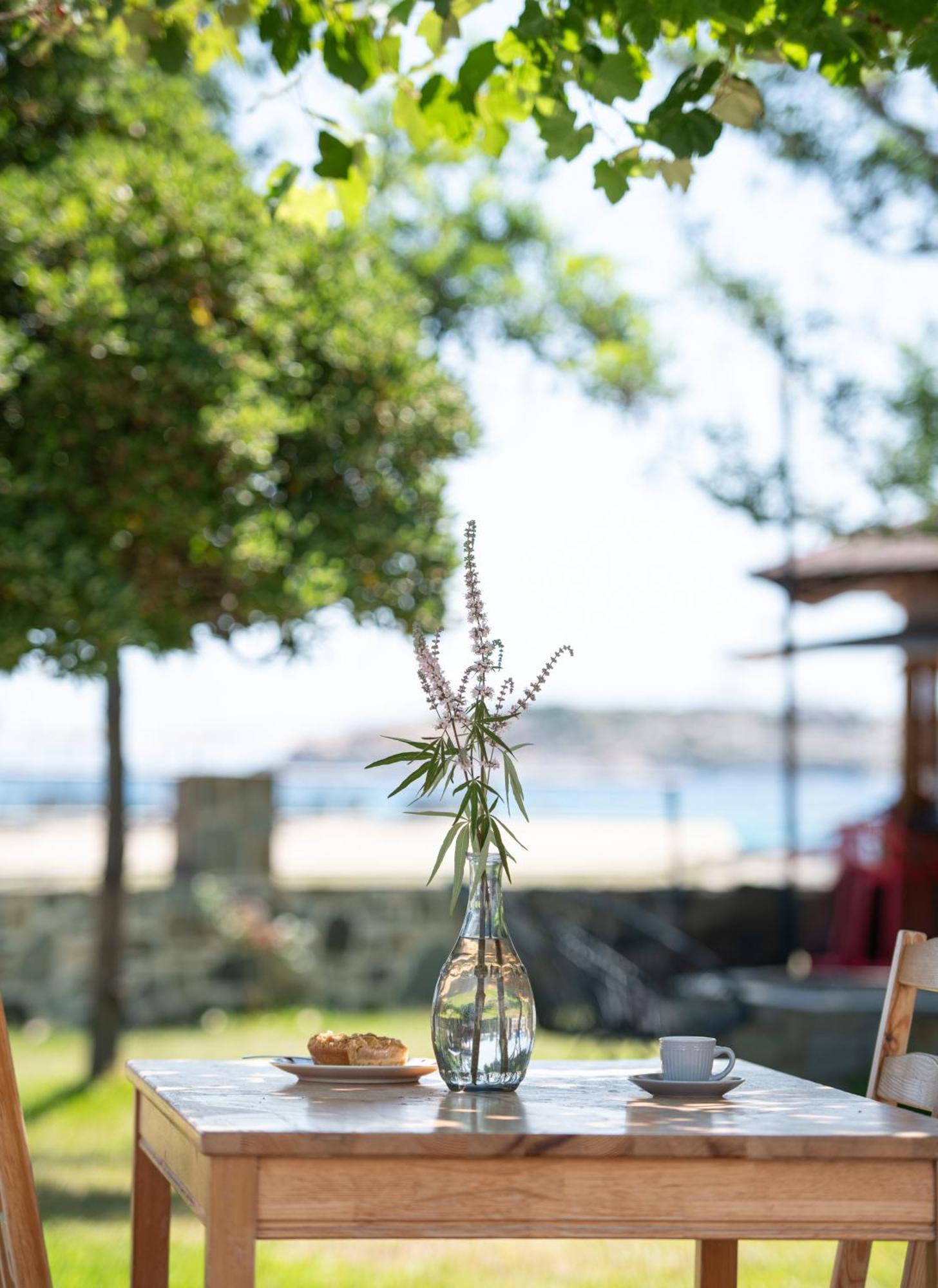 Akasti Slow Living Paralia Sikias Eksteriør bilde